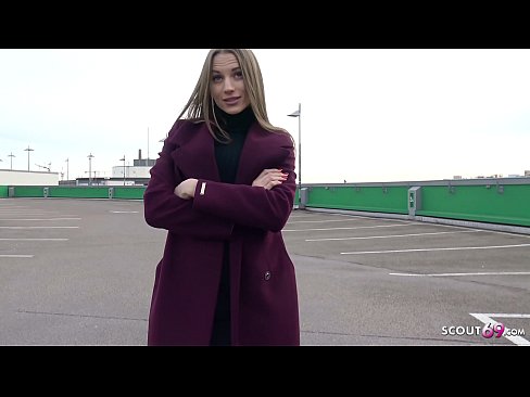 ❤️ ANG GERMAN SCOUT AY ISANG DREAM TOUCHING STEELE, PARKING LOT TELLTALE AT SEXY PARA SA PERA ❤️❌ Russian porn sa amin ❌❤